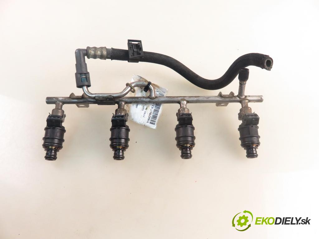 OPEL VECTRA C (Z02) LIFTBACK 2005 90,00 1.8 16V 122 - Z 18 XE 1796,00 Lišta vstrekovacia 90536149 ; 5WK93151 (Vstrekovacia lišta)