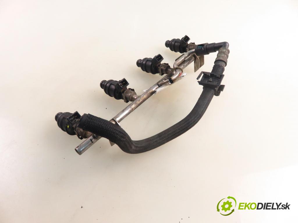 OPEL VECTRA C (Z02) LIFTBACK 2005 90,00 1.8 16V 122 - Z 18 XE 1796,00 Lišta vstrekovacia 90536149 ; 5WK93151 (Vstrekovacia lišta)