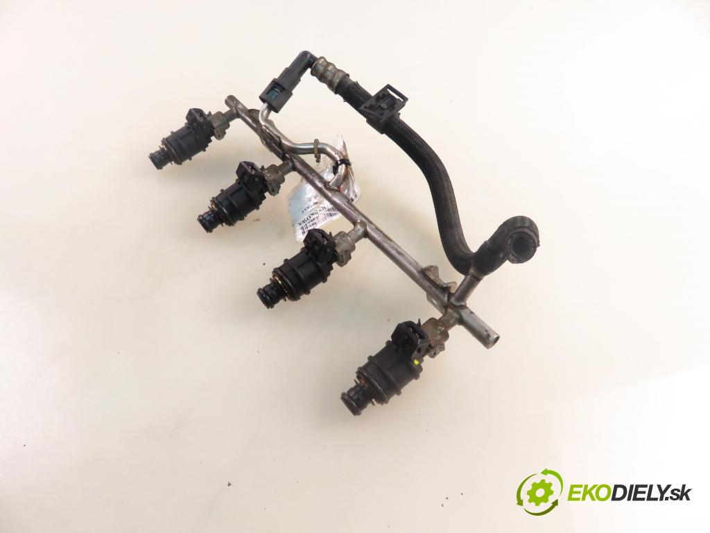 OPEL VECTRA C (Z02) LIFTBACK 2005 90,00 1.8 16V 122 - Z 18 XE 1796,00 Lišta vstrekovacia 90536149 ; 5WK93151 (Vstrekovacia lišta)
