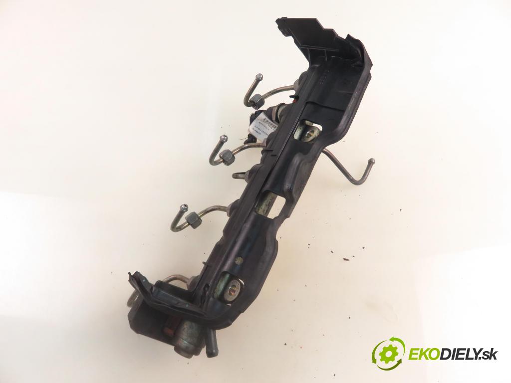 RENAULT LAGUNA II Grandtour (KG0/1_) KOMBI 2007 88,00 1.9 dCi 120 - F9Q 750 1870,00 Lišta vstrekovacia 8200396999 ; 0445214078 ; 0281002719 (Vstrekovacia lišta)