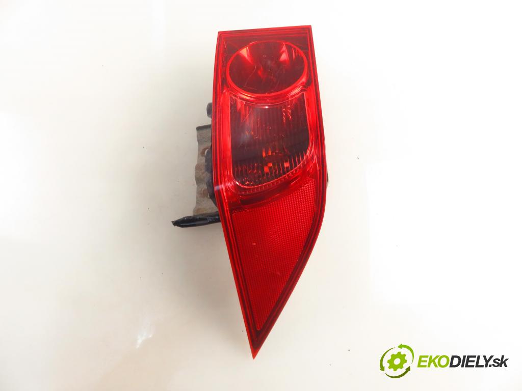 HONDA ACCORD VII (CL, CN) SEDAN 2003 114,00 2.0 (CL7) - K20A6 1998,00 Svetlo pravé zadné