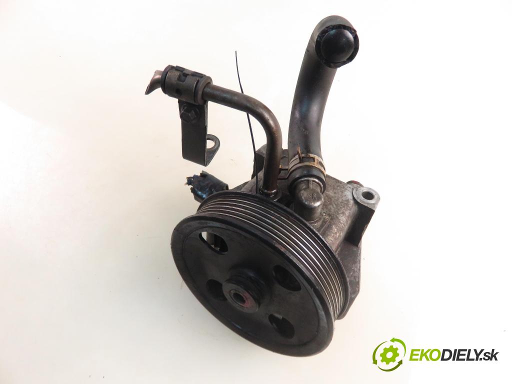 FORD FOCUS Turnier (DNW) KOMBI 2004 74,00 1.6 16V - FYDC 1596,00 Pumpa servočerpadlo 2S413A696AA ; 7613955117 (Servočerpadlo, pumpa riadenia)