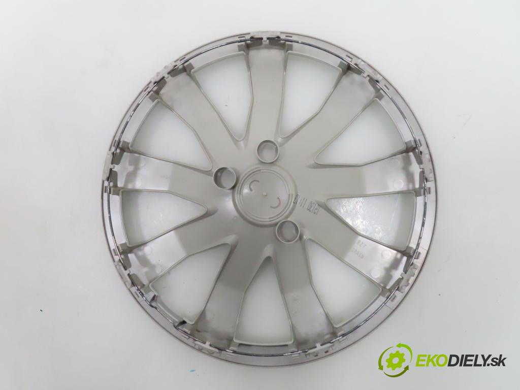 AUDI 0 puklica 82A601147