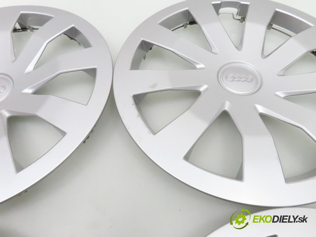 AUDI 0 puklica 82A601147