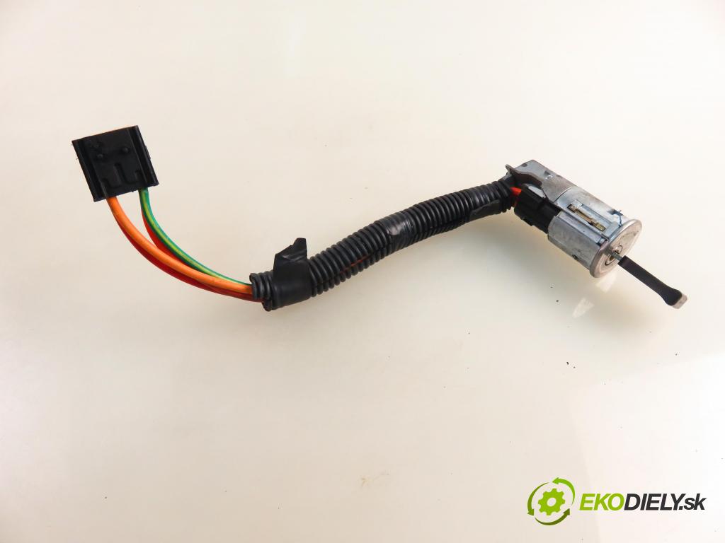 RENAULT SCENIC I (JA0/1_) MINIVAN 2001 79,00 1.6 16V 107 - K4M 700 1598,00 spinačka  (Spínacia skrinka)