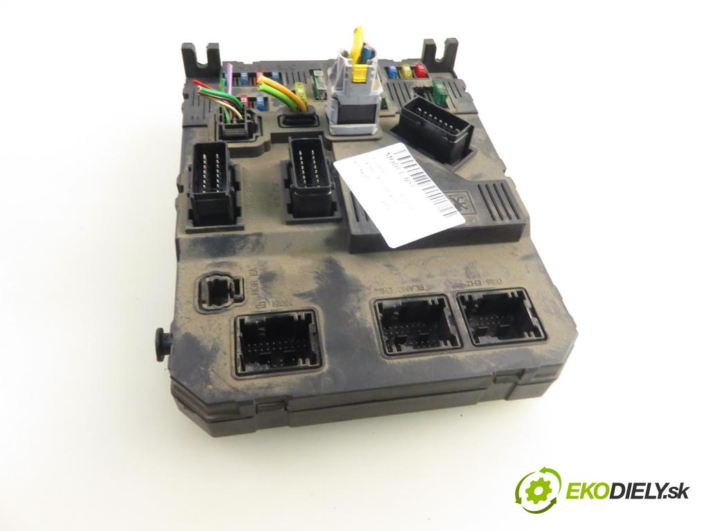 CITROEN C3 I (FC_) HB 2003 50,00 1.4 HDi 8V - 8HX 1398,00 MODUL BSI 9649811580 ; S118085100H