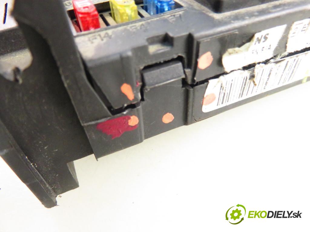 CITROEN C3 I (FC_) HB 2003 50,00 1.4 HDi 8V - 8HX 1398,00 MODUL BSI 9649811580 ; S118085100H