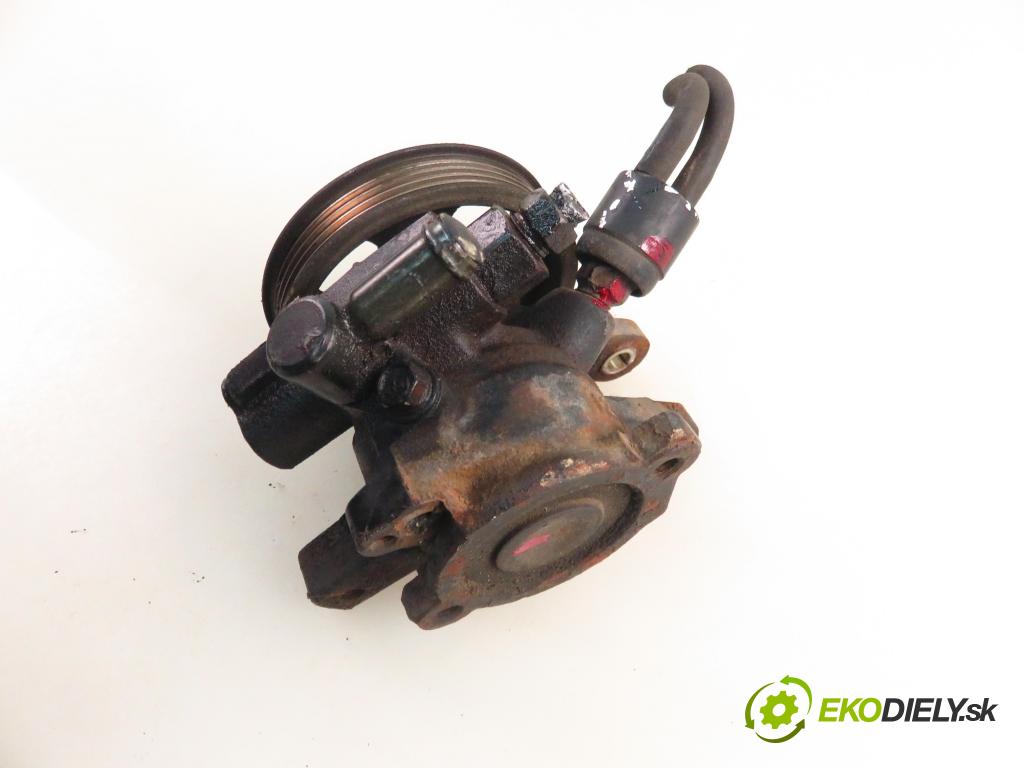 TOYOTA COROLLA (_E11_) SEDAN 1999 63,00 1.4 1332,00 Pumpa servočerpadlo  (Servočerpadlo)