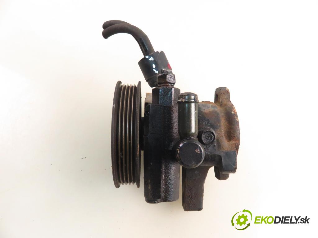 TOYOTA COROLLA (_E11_) SEDAN 1999 63,00 1.4 1332,00 Pumpa servočerpadlo  (Servočerpadlo)