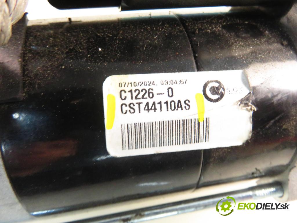 TOYOTA COROLLA (_E11_) SEDAN 1999 63,00 1.4 1332,00 Štartér CST44110AS (Štartér)