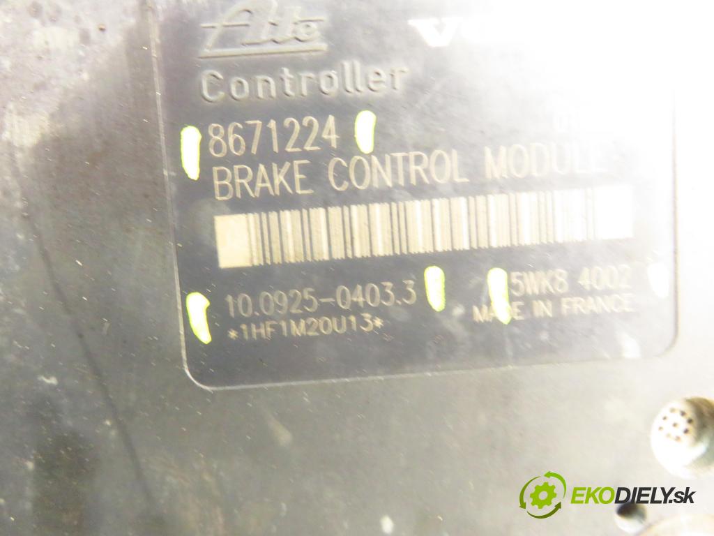 VOLVO S60 I (384) SEDAN 2002 103,00 2.4 140 - B 5244 S2 2435,00 Pumpa ABS 8671224 ; 5WK84002 ; 10092504033 (Pumpa ABS)