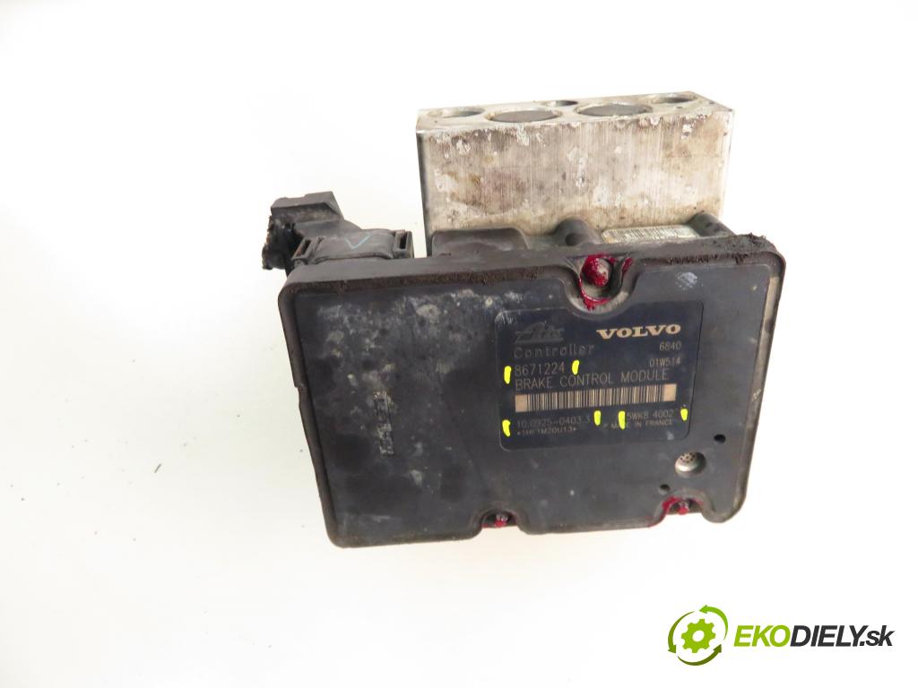 VOLVO S60 I (384) SEDAN 2002 103,00 2.4 140 - B 5244 S2 2435,00 Pumpa ABS 8671224 ; 5WK84002 ; 10092504033 (Pumpa ABS)