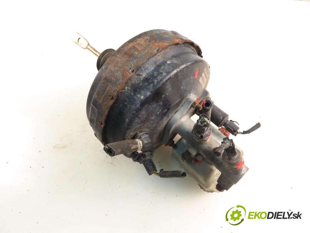 VOLVO S60 I (384) SEDAN 2002 103,00 2.4 140 - B 5244 S2 2435,00 Posilovač P08619463 ; 03785935014 (Servočerpadlo, pumpa riadenia)