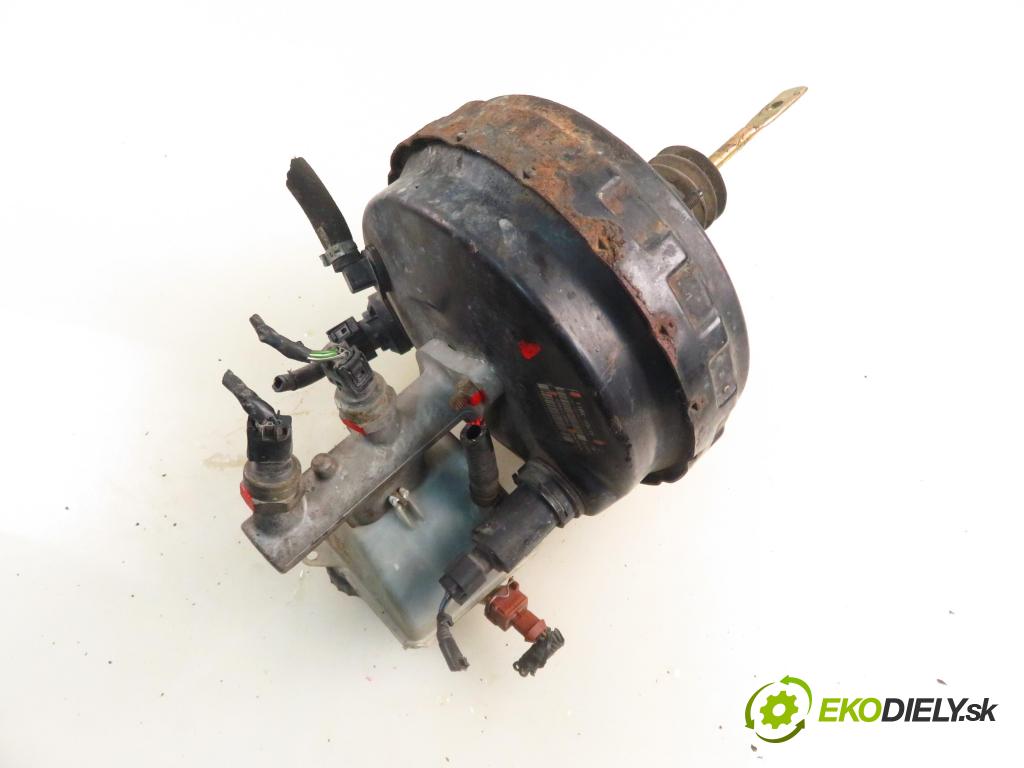 VOLVO S60 I (384) SEDAN 2002 103,00 2.4 140 - B 5244 S2 2435,00 Posilovač P08619463 ; 03785935014 (Servočerpadlo, pumpa riadenia)