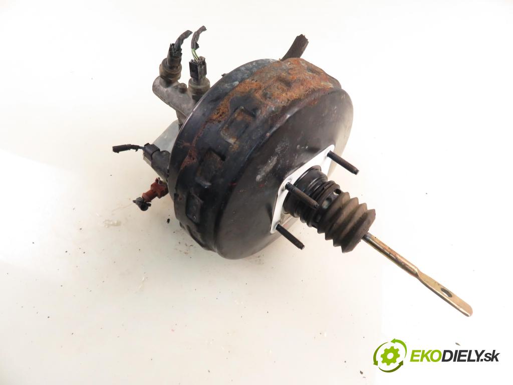 VOLVO S60 I (384) SEDAN 2002 103,00 2.4 140 - B 5244 S2 2435,00 Posilovač P08619463 ; 03785935014 (Servočerpadlo, pumpa riadenia)