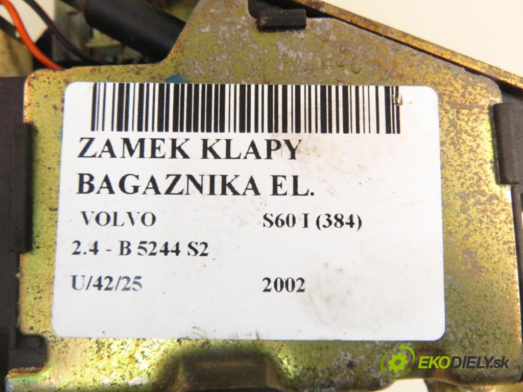 VOLVO S60 I (384) SEDAN 2002 103,00 2.4 140 - B 5244 S2 2435,00 zámok dveří kufr EL. 9203514
