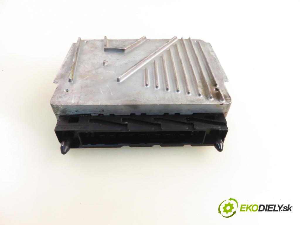 VOLVO S60 I (384) SEDAN 2002 103,00 2.4 140 - B 5244 S2 2435,00 Riadiaca jednotka Motor 0862747A
