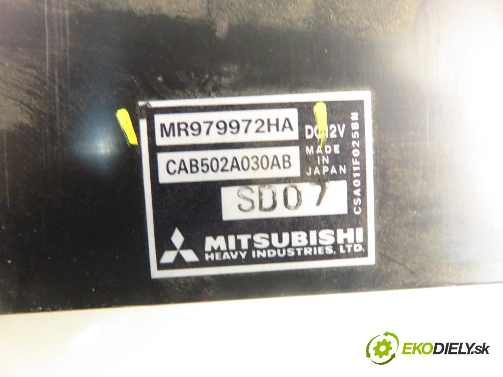 MITSUBISHI OUTLANDER I (CU_W) SUV 2004 100,00 2.0 (CU2W) - 4G63 (DOHC 16V) 1997,00 Panel kúrenia KLIMATIZACE: MR979972HA