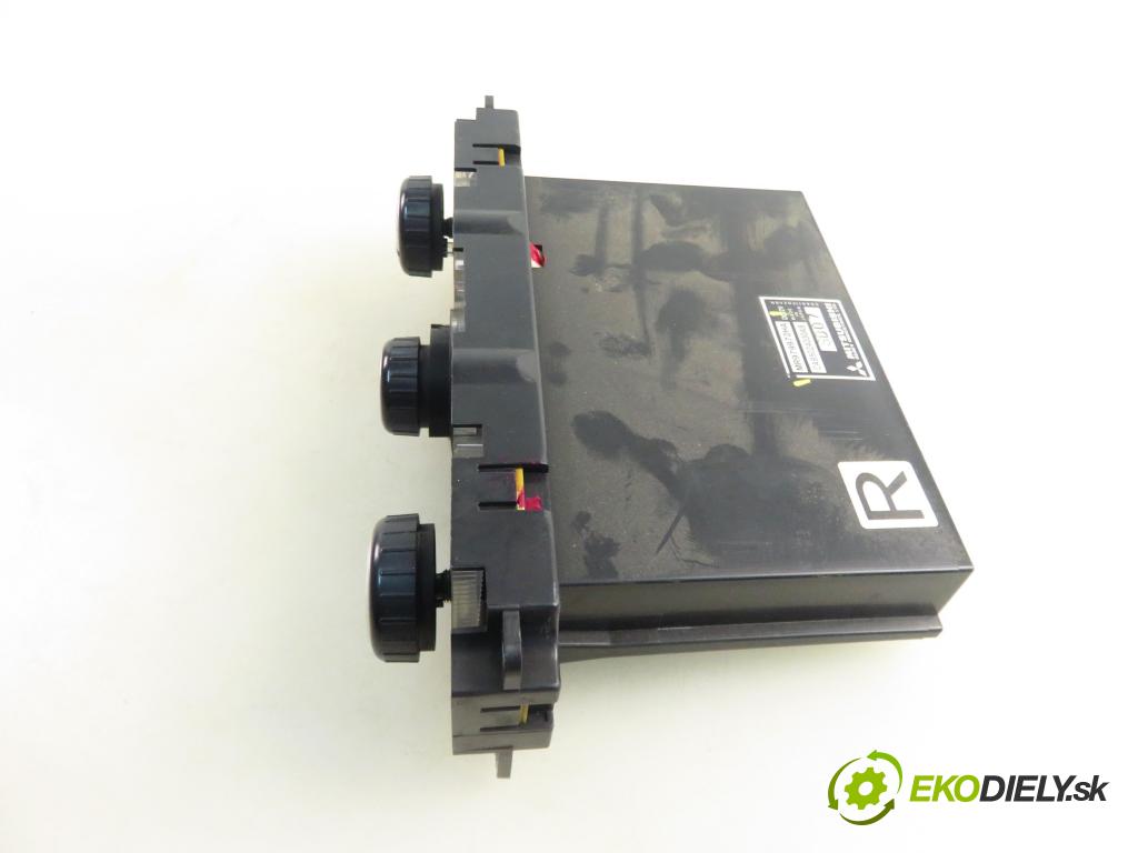 MITSUBISHI OUTLANDER I (CU_W) SUV 2004 100,00 2.0 (CU2W) - 4G63 (DOHC 16V) 1997,00 Panel kúrenia KLIMATIZACE: MR979972HA