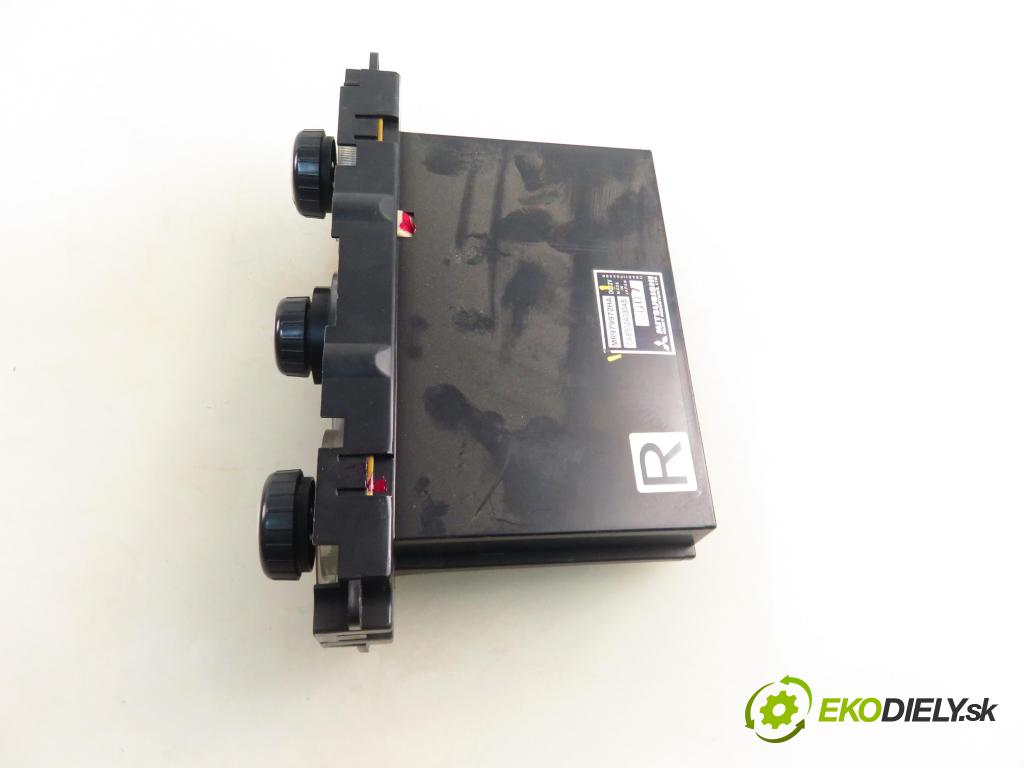 MITSUBISHI OUTLANDER I (CU_W) SUV 2004 100,00 2.0 (CU2W) - 4G63 (DOHC 16V) 1997,00 Panel kúrenia KLIMATIZACE: MR979972HA