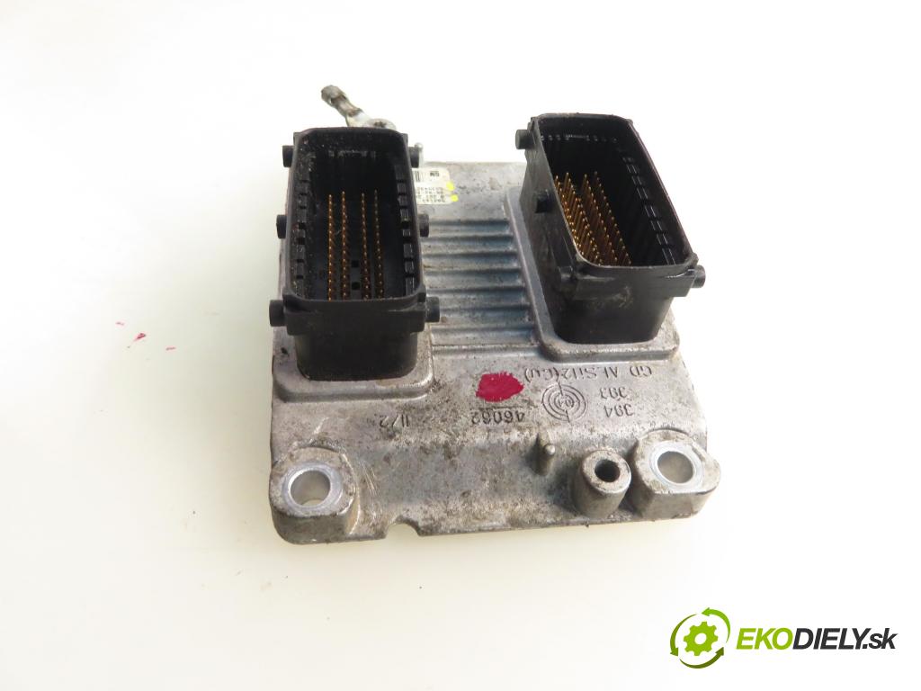 OPEL CORSA C (X01) HB 2005 44,00 1 - Z 10 XEP 998,00 Riadiaca jednotka Motor 55354327 ; 0261208393
