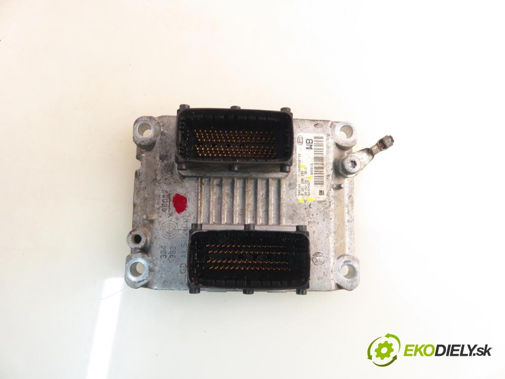OPEL CORSA C (X01) HB 2005 44,00 1 - Z 10 XEP 998,00 Riadiaca jednotka Motor 55354327 ; 0261208393