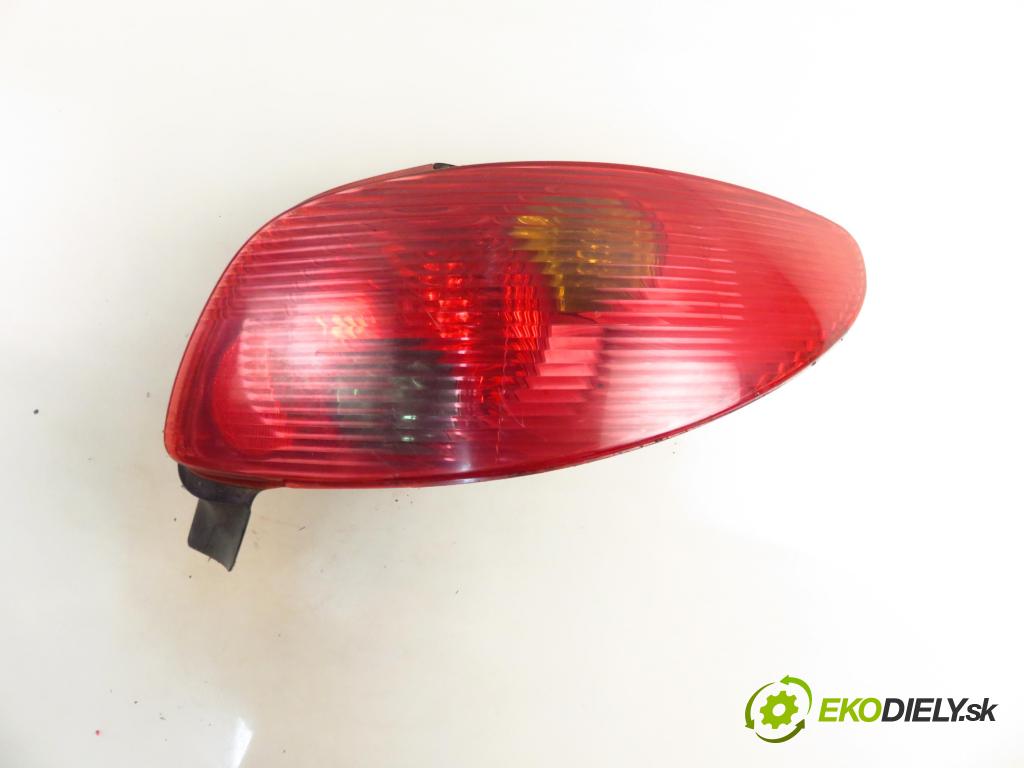 PEUGEOT 206 liftback (2A/C) HB 2007 50,00 1.4 HDi 8V 70 - 8HZ 1398,00 Svetlo pravé zadné 