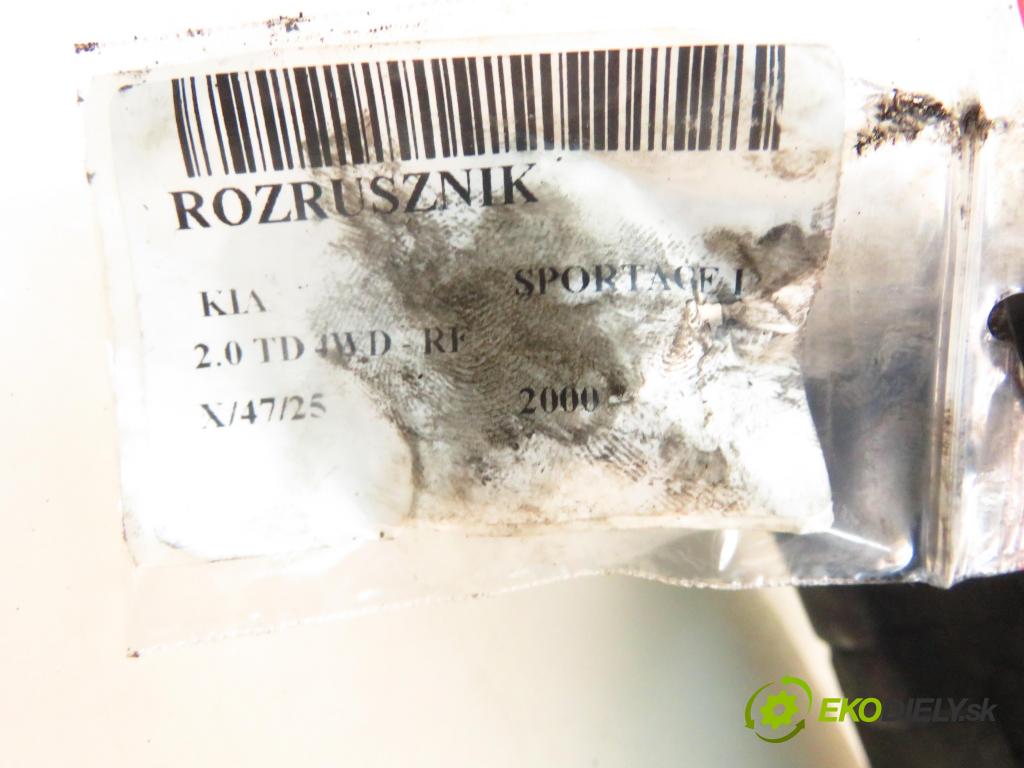 KIA SPORTAGE (K00) SUV 2000 61,00 2.0 TD 4WD 83 - RF 1998,00 Štartér  (Štartér)