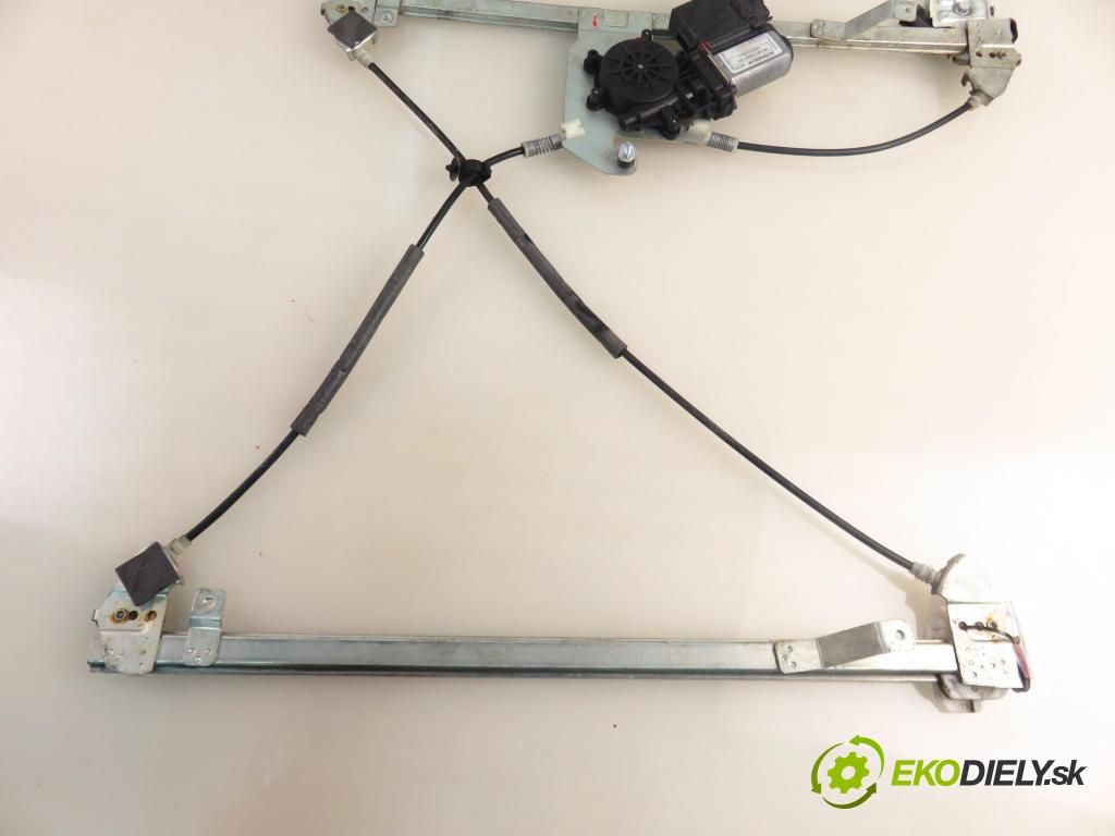 PEUGEOT EXPERT Skrzynia (VF3A_, VF3U_, VF3X_) FURGON 2010 66,00 1.6 HDi 90 16V - 9HU (DV6UTED4) 1560,00 mechanismus oken