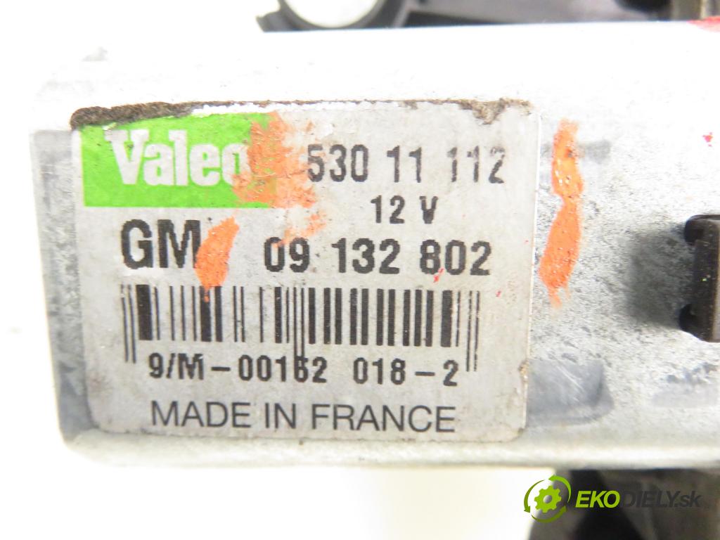 OPEL CORSA C (X01) HB 2002 55,00 1.2 16V 75 - Z 12 XE 1199,00 Motorček stierače zadné 09132802 ; 53011112