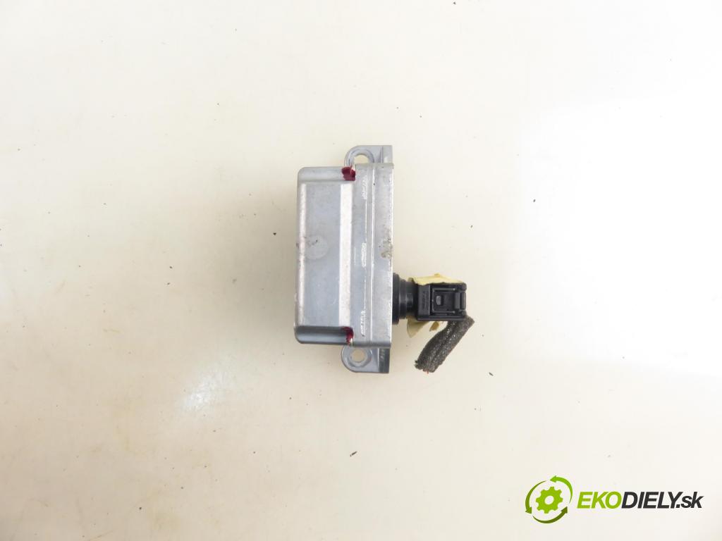 VOLVO S60 I (384) SEDAN 2002 103,00 2.4 140 - B 5244 S2 2435,00 snímač ESP 8688069 ; 10098504024 ; 8688068