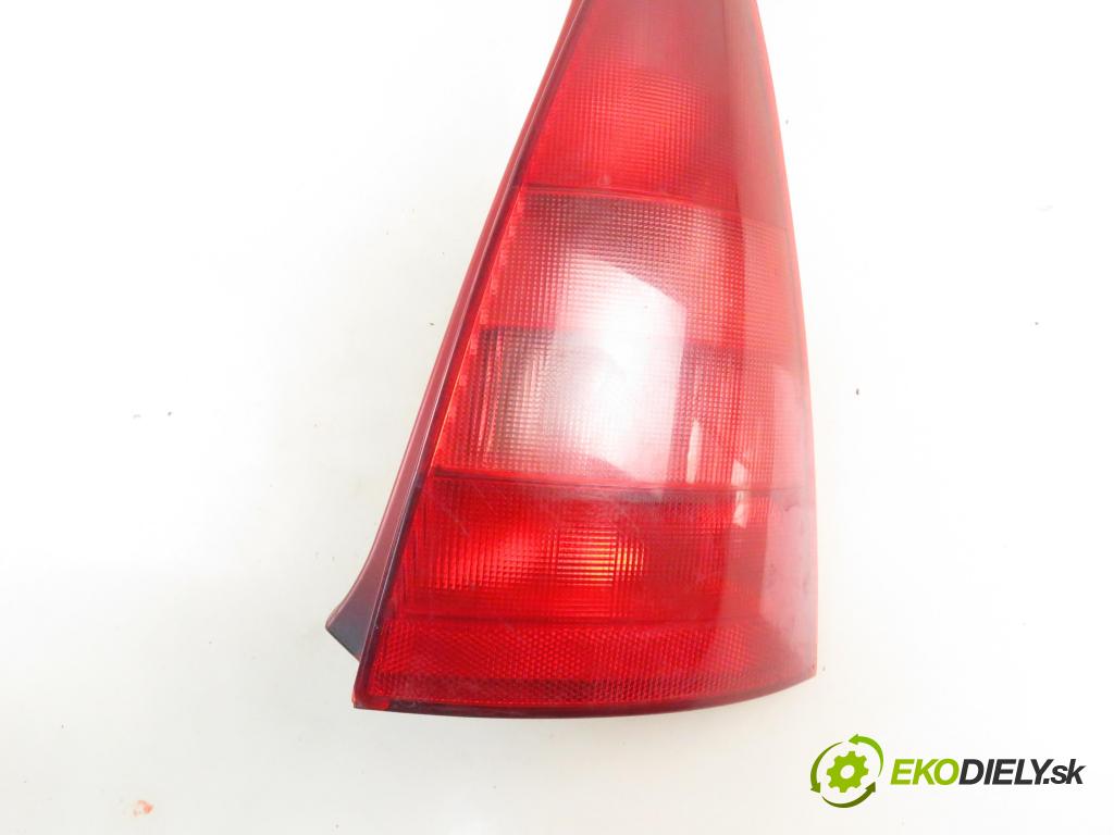 CITROEN C3 I (FC_) HB 2003 50,00 1.4 HDi 8V - 8HX 1398,00 světlo pravé zadní