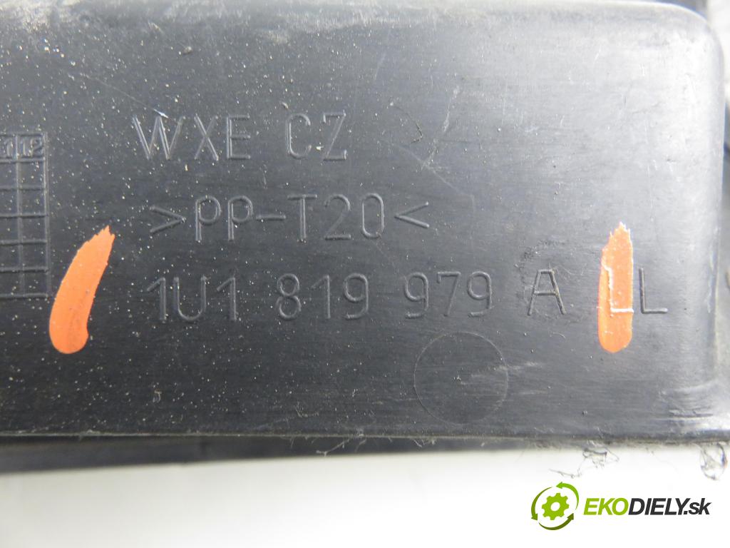 SKODA OCTAVIA I (1U2) LIFTBACK 1998 66,00 1.9 TDI 90- AGR 1896,00 Torpédo, plast pod čelné okno 1U1819979A ; 1U0819404A (Torpédo (plast pod čelným sklom))