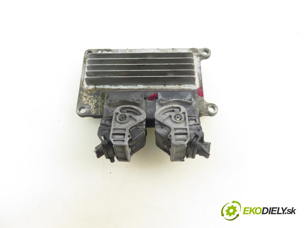 RENAULT CLIO II (BB_, CB_) HB 2002 0,00 1.2 16V - D4F 712 1149,00 Riadiaca jednotka Motor IAW5NR2C2 ; 8200181482 ; 8200232132