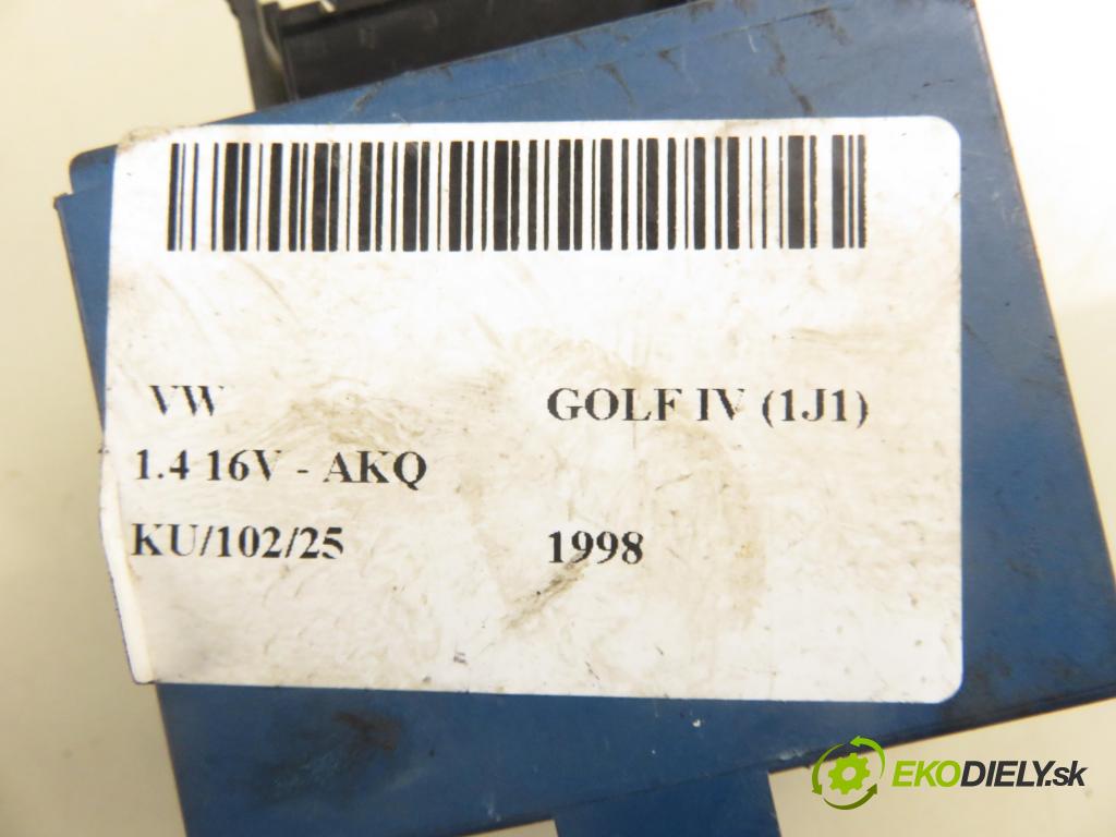 VW GOLF IV (1J1) HB 1998 55,00 1.4 16V 75 - AKQ 1390,00 Riadiaca jednotka Motor 10R021934