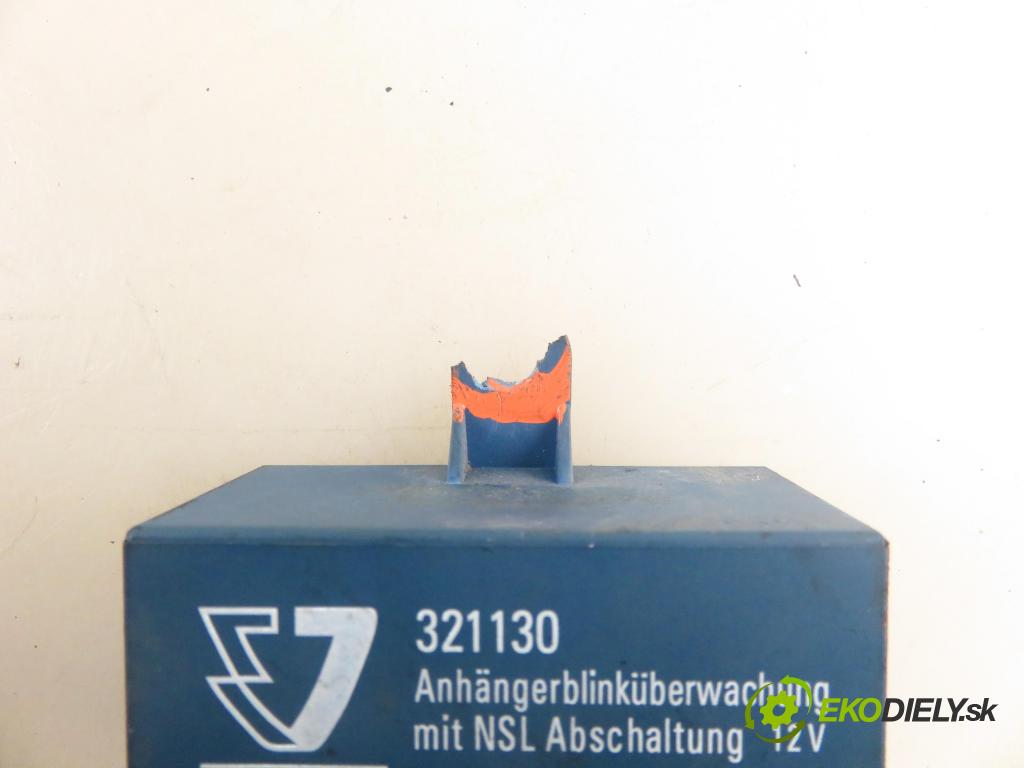 VW GOLF IV (1J1) HB 1998 55,00 1.4 16V 75 - AKQ 1390,00 Riadiaca jednotka Motor 10R021934