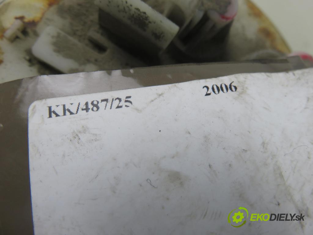 MITSUBISHI OUTLANDER I (CU_W) SUV 2006 100,00 2.0 4WD (CU2W) - 4G63 (DOHC 16V) 1997,00 pumpa paliva 1760A013