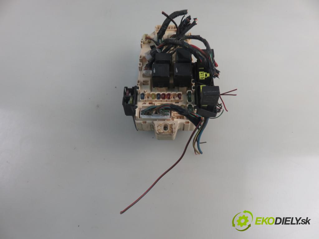 MITSUBISHI PAJERO PININ (H6_W, H7_W) SUV 2002 84,00 1.8 (H76W, H66W) - 4G93 (SOHC 16V) 1834,00 MODUL BSI MR445952