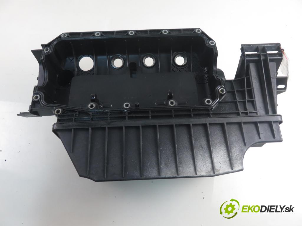 RENAULT CLIO II (BB_, CB_) HB 2002 0,00 1.2 16V - D4F 712 1149,00 Kryt Ventilov 8200120140 ; 8200120140A