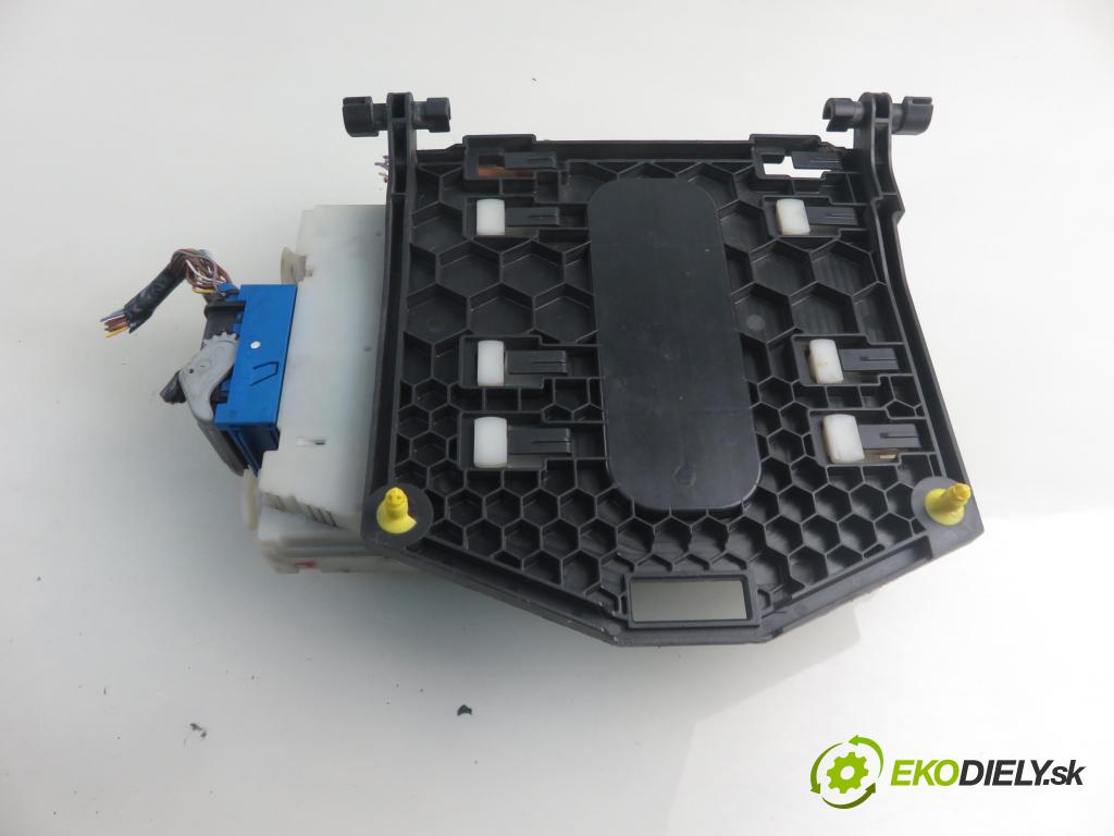 FORD S-MAX (WA6) MINIVAN 2007 92,00 1.8 TDCi 125 - QYWA 1753,00 MODUL BSI 6G9T14A073AJ ; 28070406G4111