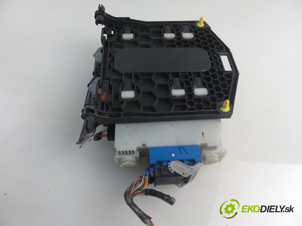 FORD S-MAX (WA6) MINIVAN 2007 92,00 1.8 TDCi 125 - QYWA 1753,00 MODUL BSI 6G9T14A073AJ ; 28070406G4111