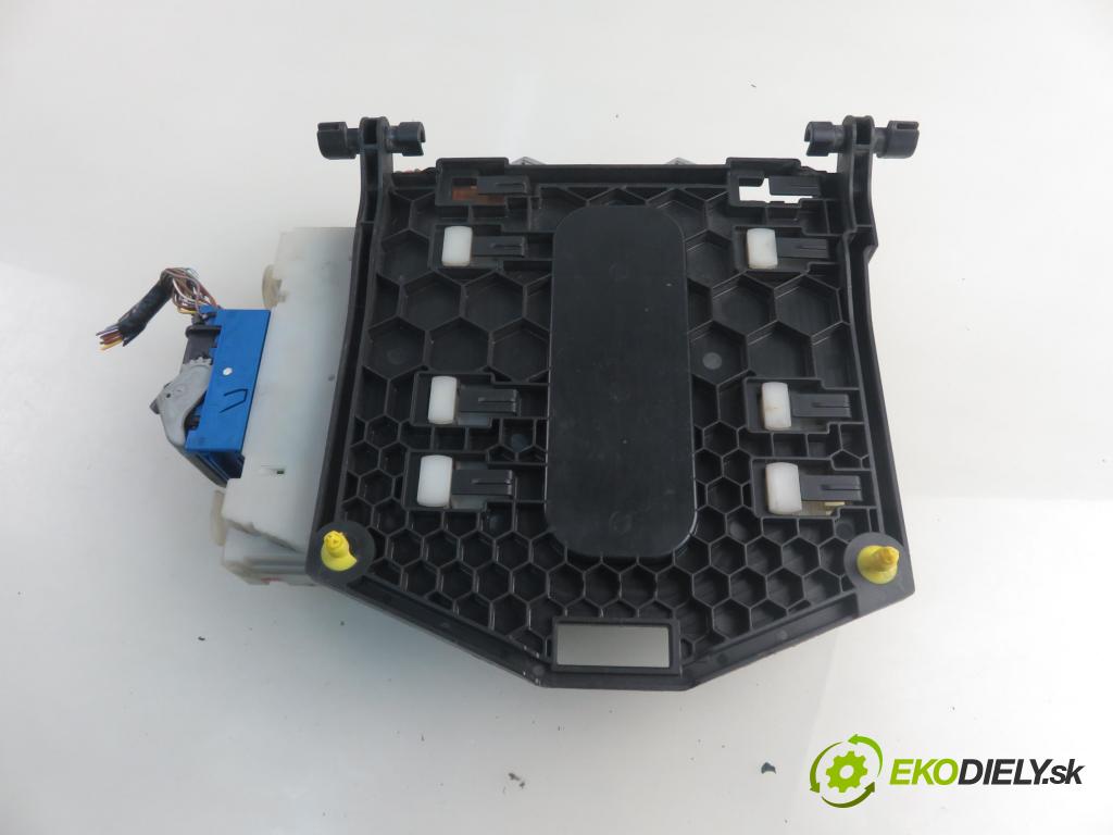 FORD S-MAX (WA6) MINIVAN 2007 92,00 1.8 TDCi 125 - QYWA 1753,00 MODUL BSI 6G9T14A073AJ ; 28070406G4111
