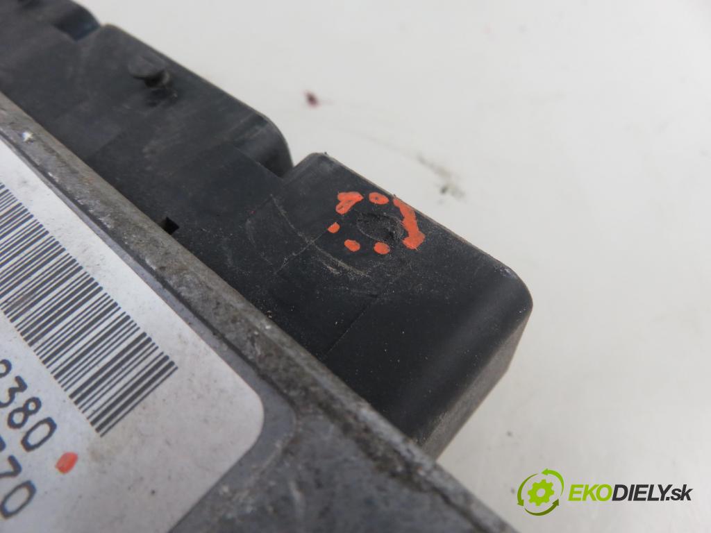 CITROEN C3 I (FC_) HB 2002 54,00 1.4 i - KFV (TU3JP) 1360,00 Riadiaca jednotka Motor 9648294180 ; 9642222380
