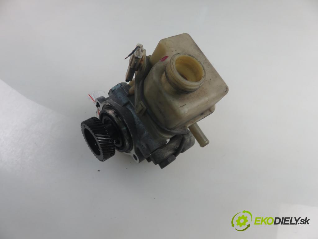 MAZDA 5 (CR19) MINIVAN 2006 105,00 2.0 MZR-CD 143 - RF7J 1998,00 Pumpa servočerpadlo  (Servočerpadlo)