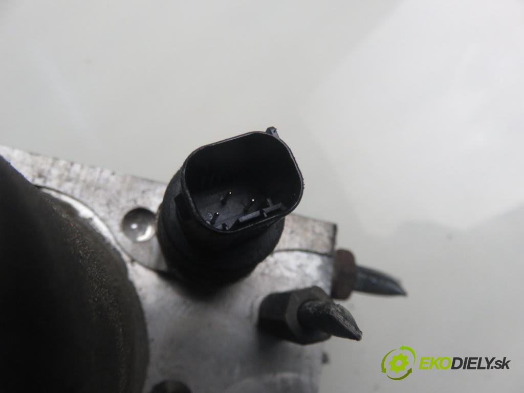 TOYOTA AVENSIS Kombi (_T25_) KOMBI 2004 85,00 2.0 D-4D 116 - 1CD-FTV 1995,00 Pumpa ABS 0265950147 ; 8954105073 (Pumpa ABS)