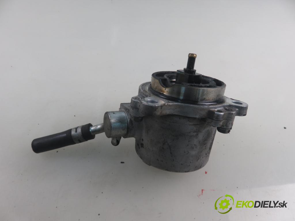 MAZDA 5 (CR19) MINIVAN 2006 105,00 2.0 MZR-CD 143 - RF7J 1998,00 Pumpa vákuová RF7J18G00 ; X2T58173