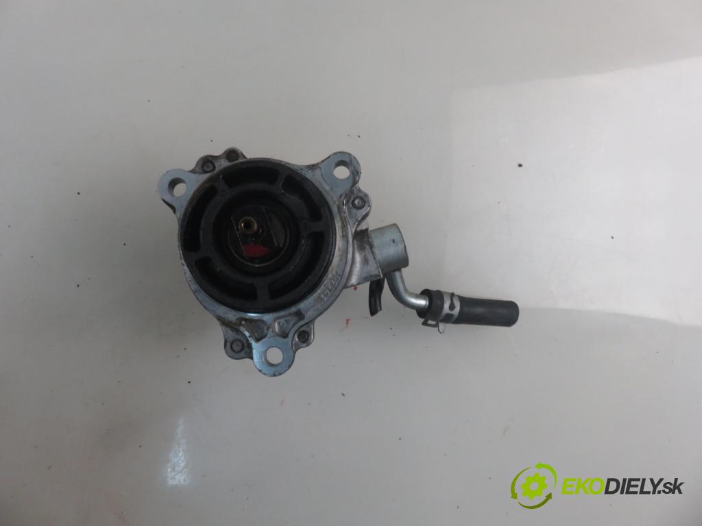 MAZDA 5 (CR19) MINIVAN 2006 105,00 2.0 MZR-CD 143 - RF7J 1998,00 Pumpa vákuová RF7J18G00 ; X2T58173