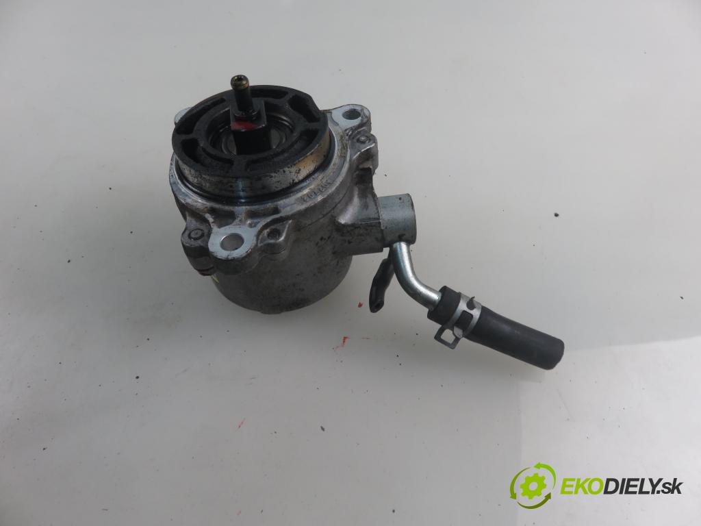 MAZDA 5 (CR19) MINIVAN 2006 105,00 2.0 MZR-CD 143 - RF7J 1998,00 Pumpa vákuová RF7J18G00 ; X2T58173