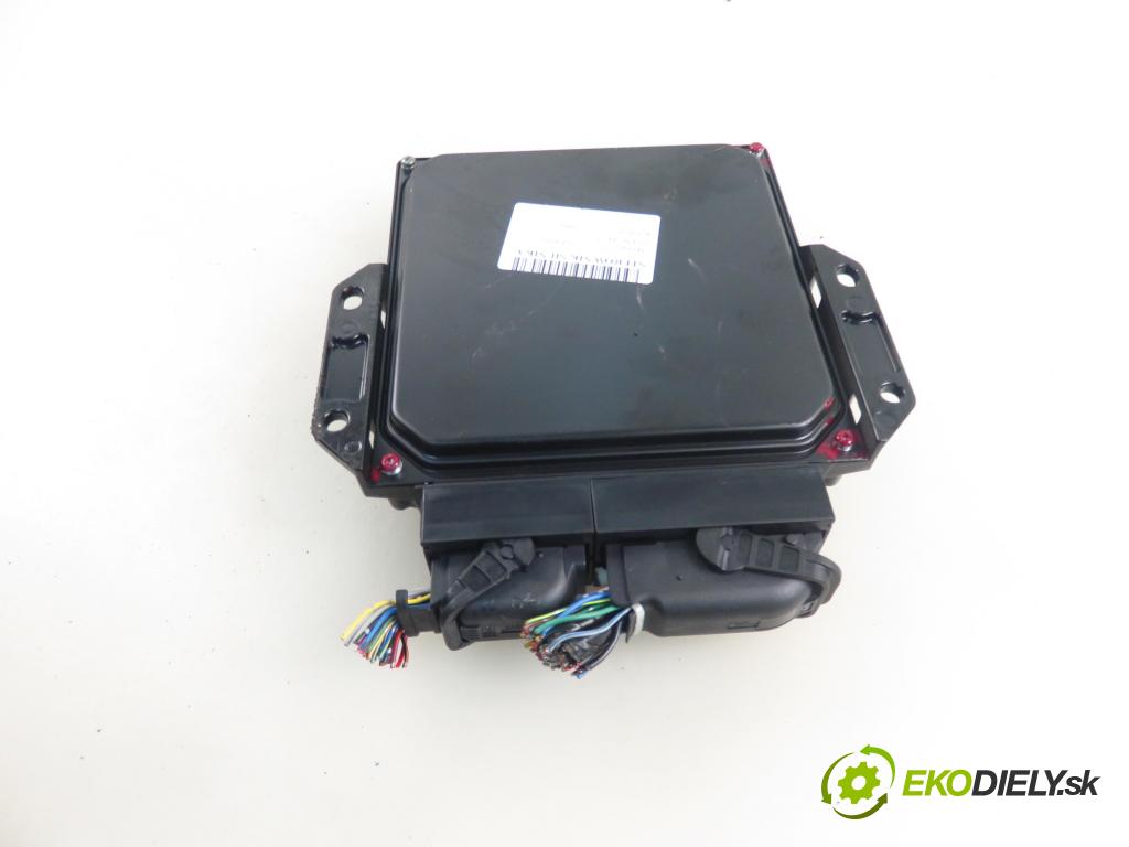 MAZDA 5 (CR19) MINIVAN 2006 105,00 2.0 MZR-CD 143 - RF7J 1998,00 Riadiaca jednotka Motor RF7P18881N ; 2758006680