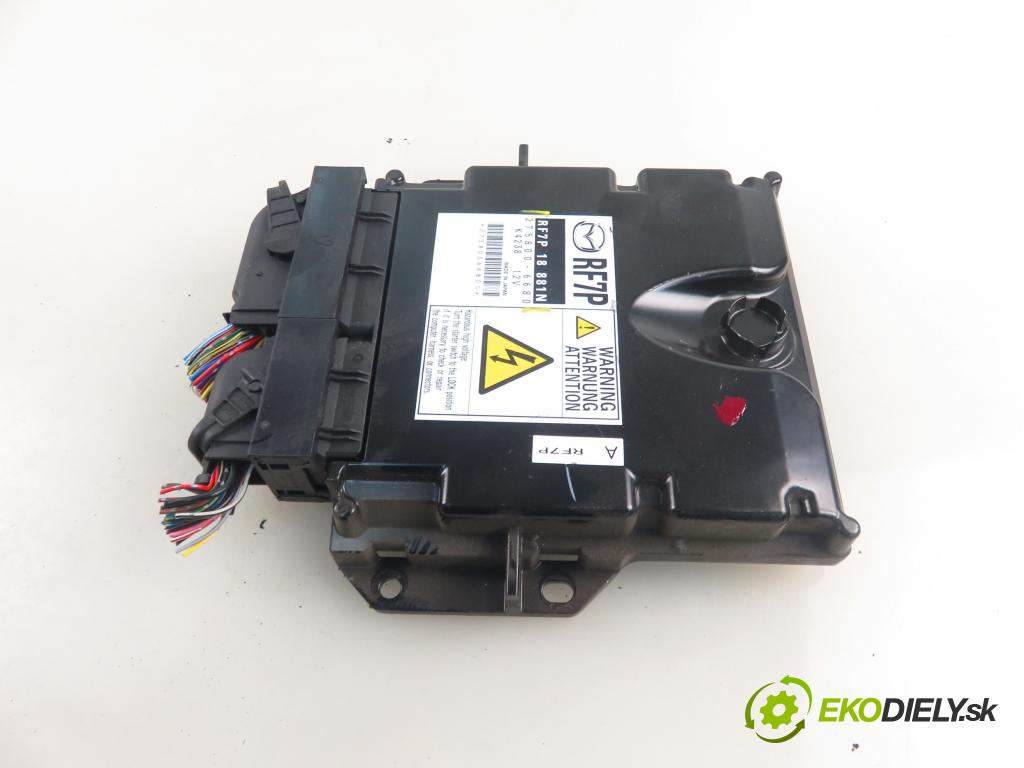 MAZDA 5 (CR19) MINIVAN 2006 105,00 2.0 MZR-CD 143 - RF7J 1998,00 Riadiaca jednotka Motor RF7P18881N ; 2758006680